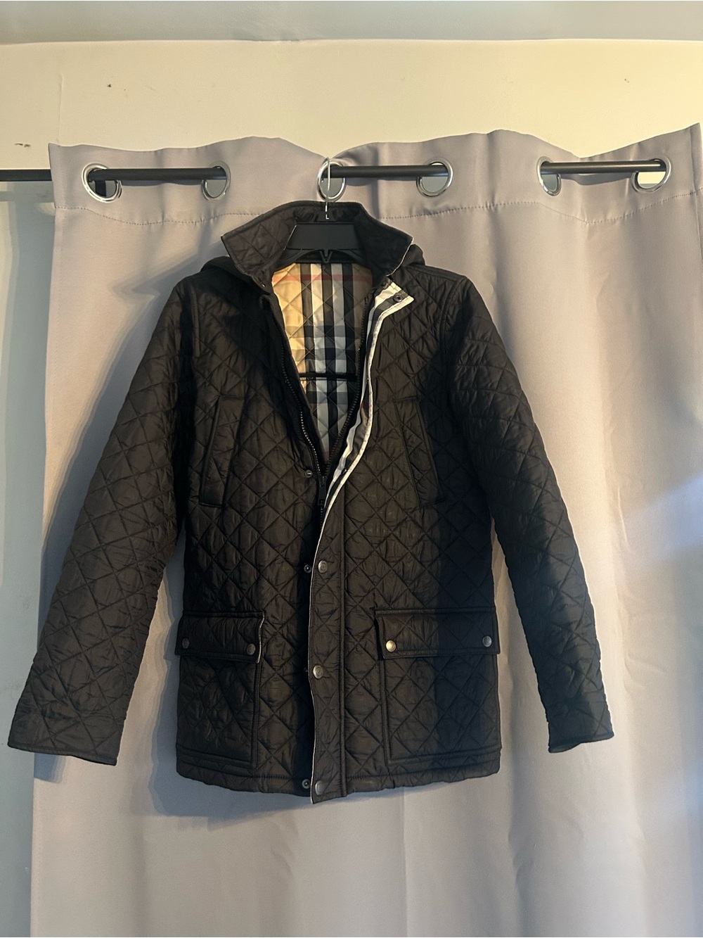 Burberry Black Quilted Jacket with Signature Check Lining